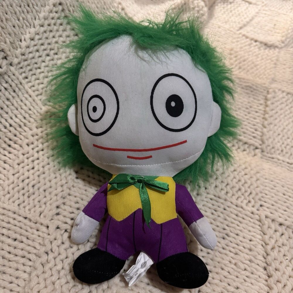BATMAN JOKER PLUSH 12” SIX FLAGS PREOWNED